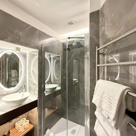 Апартаменты The Mellini - Luxury Serviced *
