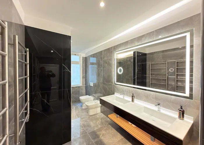 The Mellini - Luxury Serviced Rome